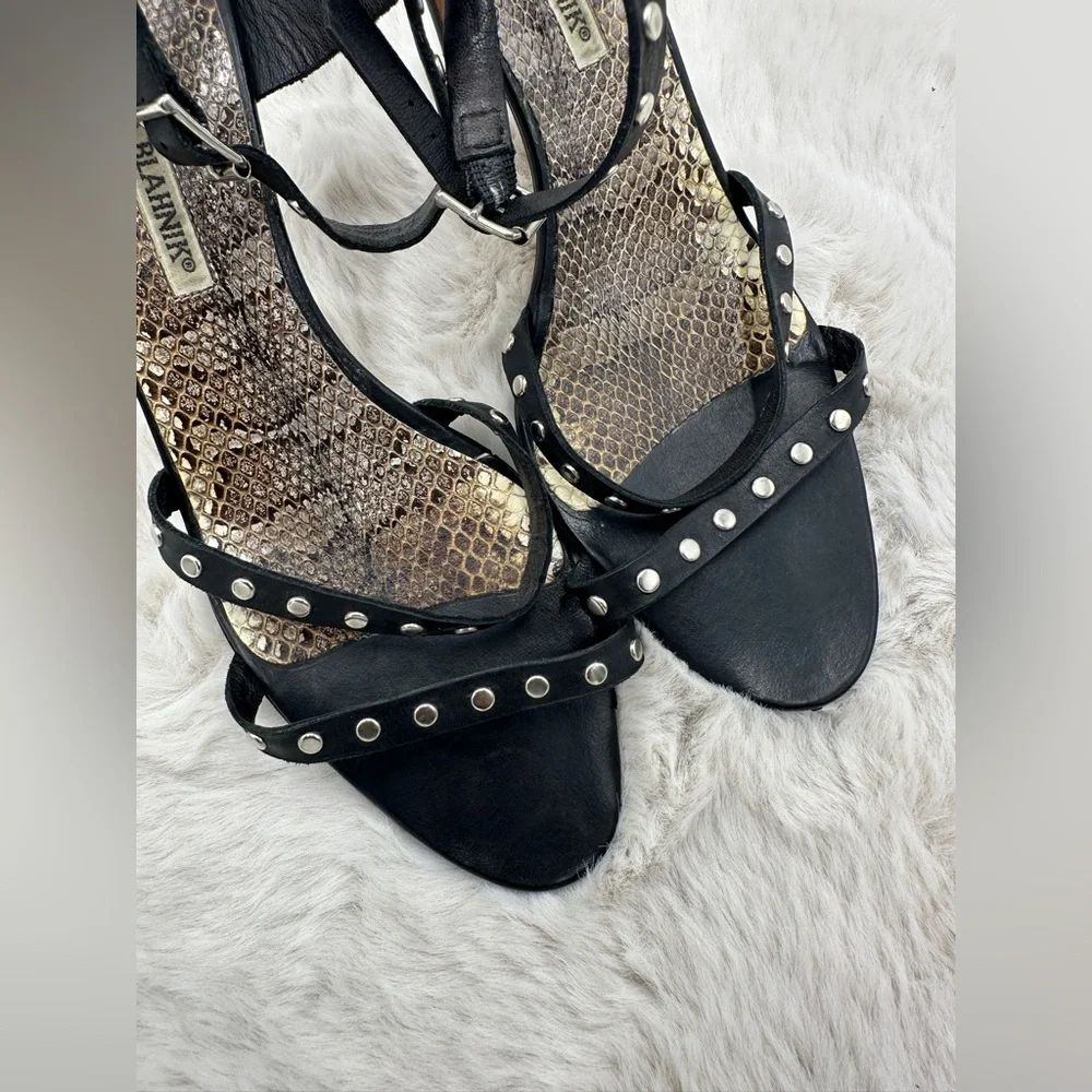 Manolo Blahnik Black Leather Studded strappy heels‎ 40 size 10  snakeskin